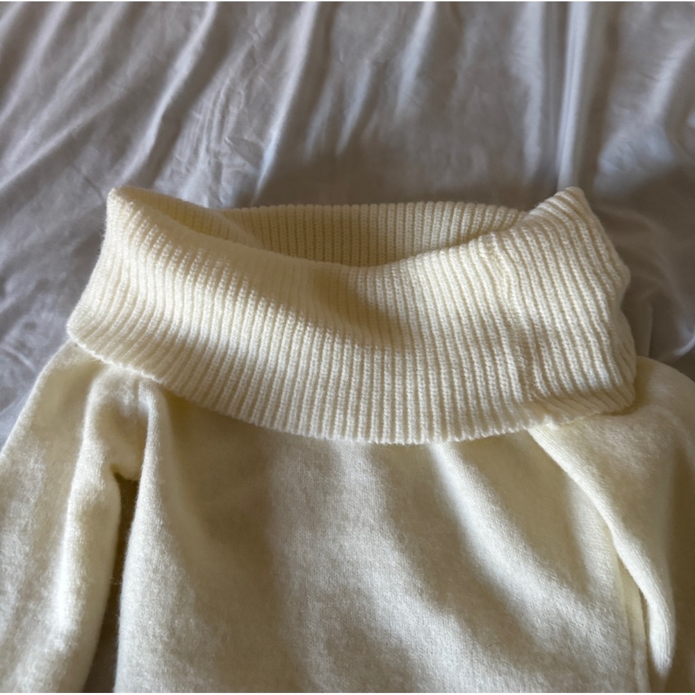 Cream Off The Shoulder Cowl Neck Sweater Ivory Oversized Cozy Knit Small - Picture 4 of 15